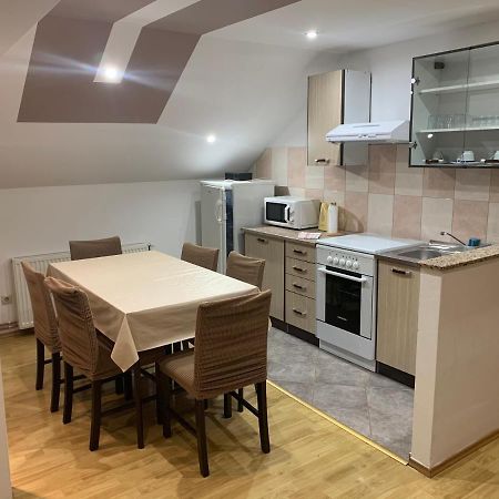 Apartman Patrik Слуни Екстериор снимка