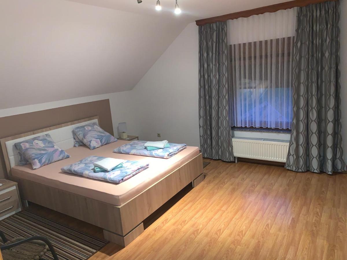 Apartman Patrik Слуни Екстериор снимка